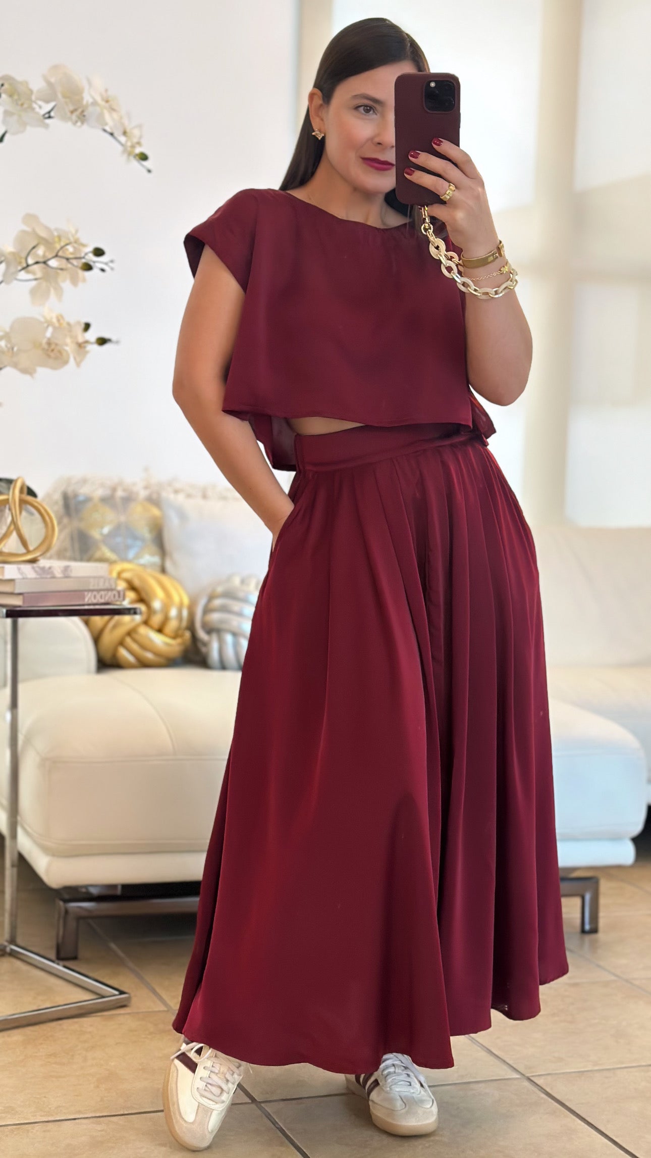 ISABELLA BURDEOS SET