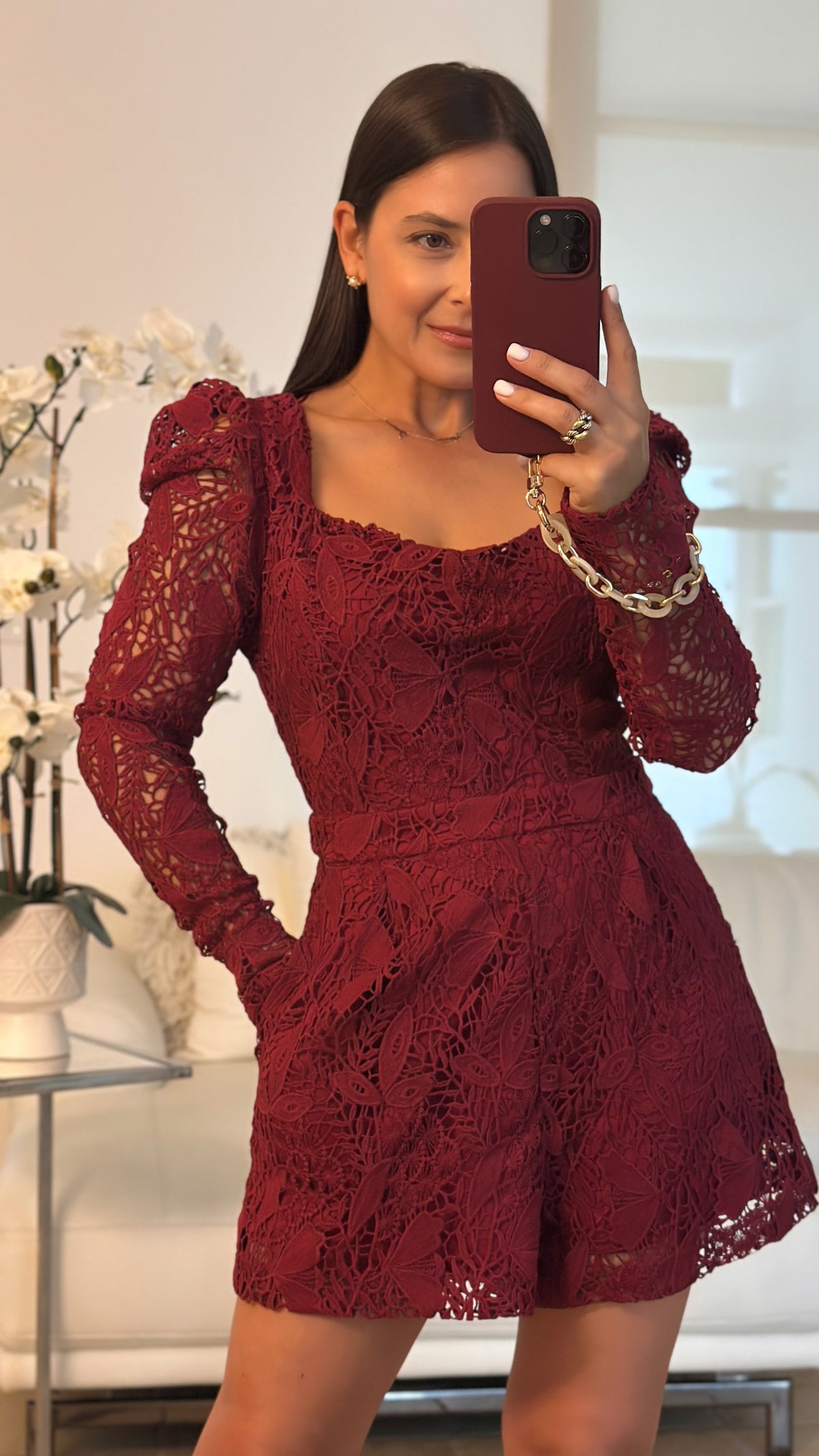 LIZMA BURDEOS LACE ROMPER